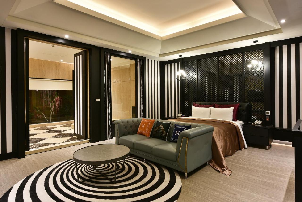 Venice Motel Đài Trung Ngoại thất bức ảnh