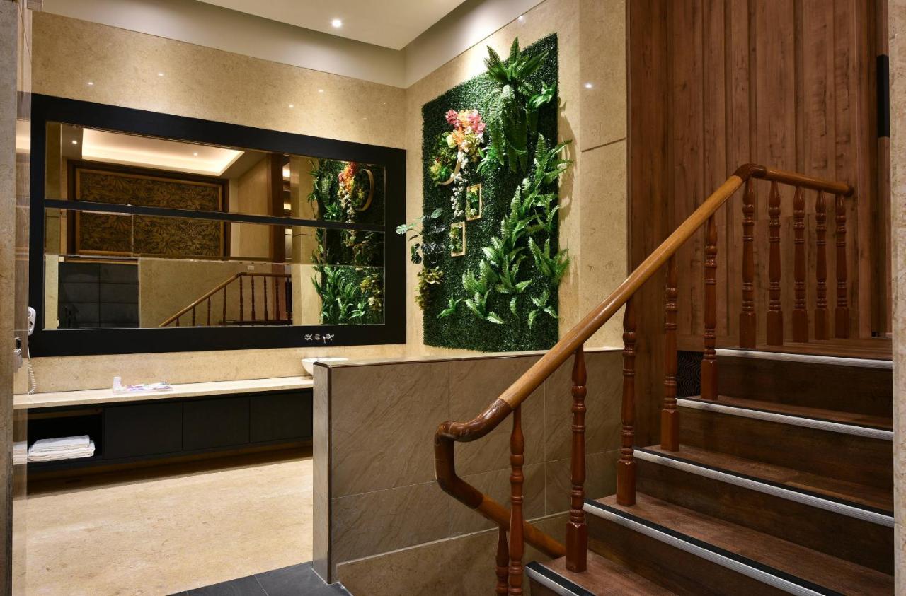Venice Motel Đài Trung Ngoại thất bức ảnh