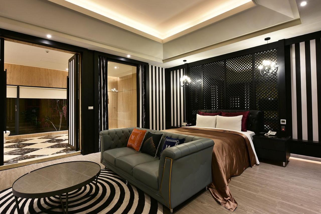 Venice Motel Đài Trung Ngoại thất bức ảnh