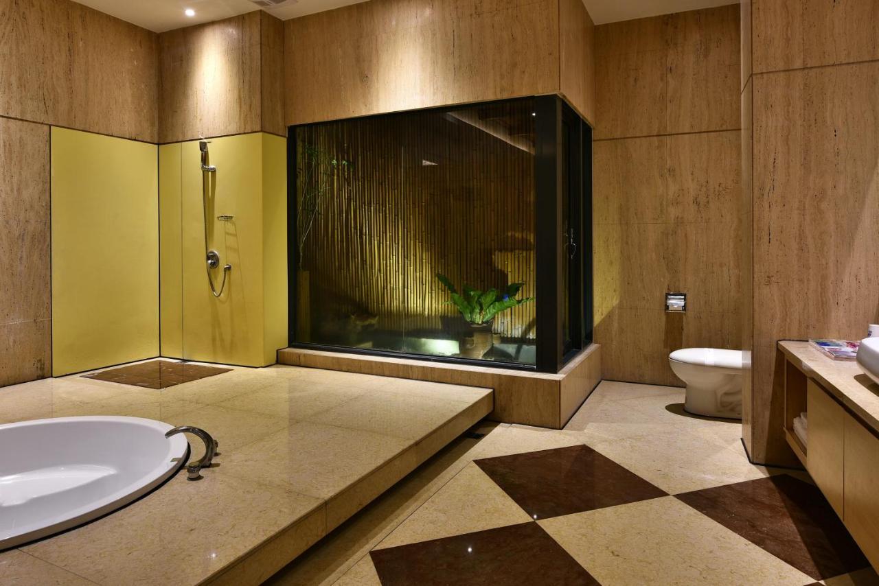 Venice Motel Đài Trung Ngoại thất bức ảnh